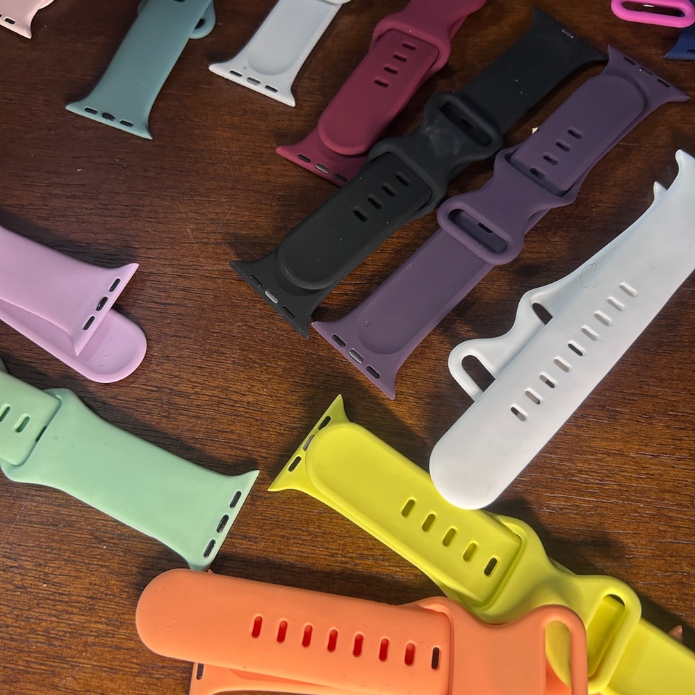 Colorful Silicone Watch Bands Set - Picture 3 of 8
